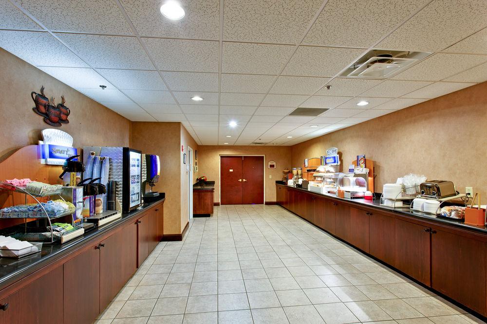 Holiday Inn Express Hotel & Suites Kingsport-Meadowview I-26 By Ihg Exteriér fotografie