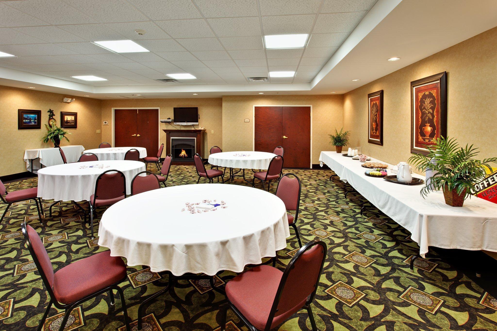 Holiday Inn Express Hotel & Suites Kingsport-Meadowview I-26 By Ihg Exteriér fotografie