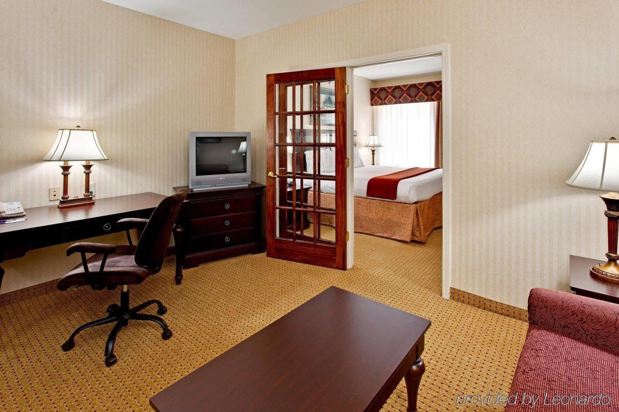 Holiday Inn Express Hotel & Suites Kingsport-Meadowview I-26 By Ihg Exteriér fotografie